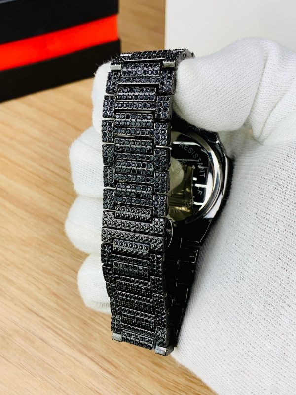 Blacked Iced Out Stainless Steel Chain Watch for Men – Stylish Fashion Watch with Date Display
